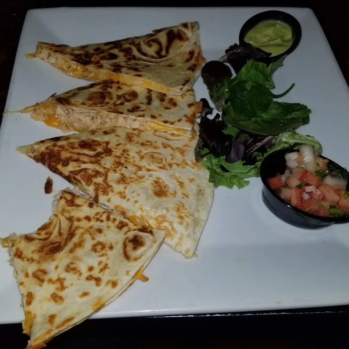 Quesadilla Tres Quesos