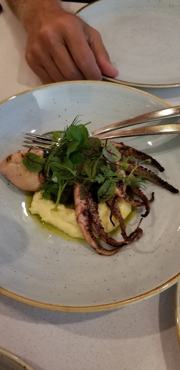 BBQ Southwest Rocks Octopus, Bills Fishhouse & Bar