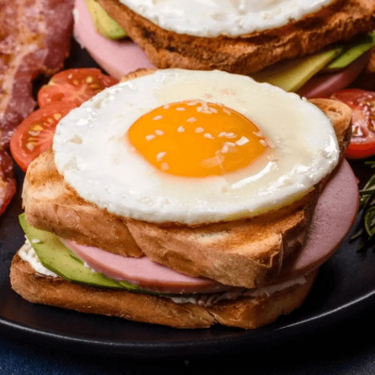 Ham & Egg Sandwich Breakfast