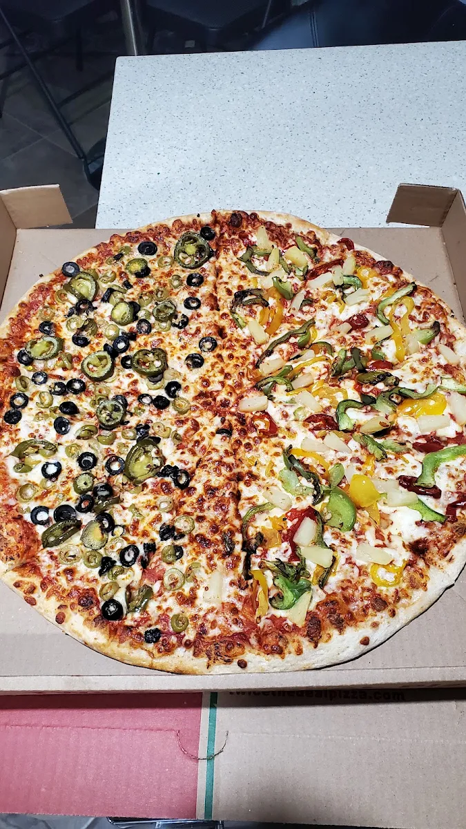 Veg Pizza, Twice The Deal Pizza