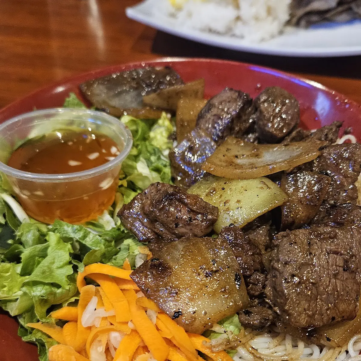 Shaking Beef Kale Salad