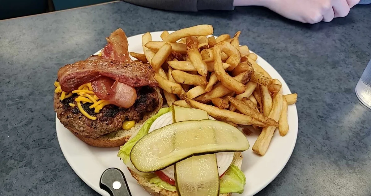 Bacon Cheeseburger