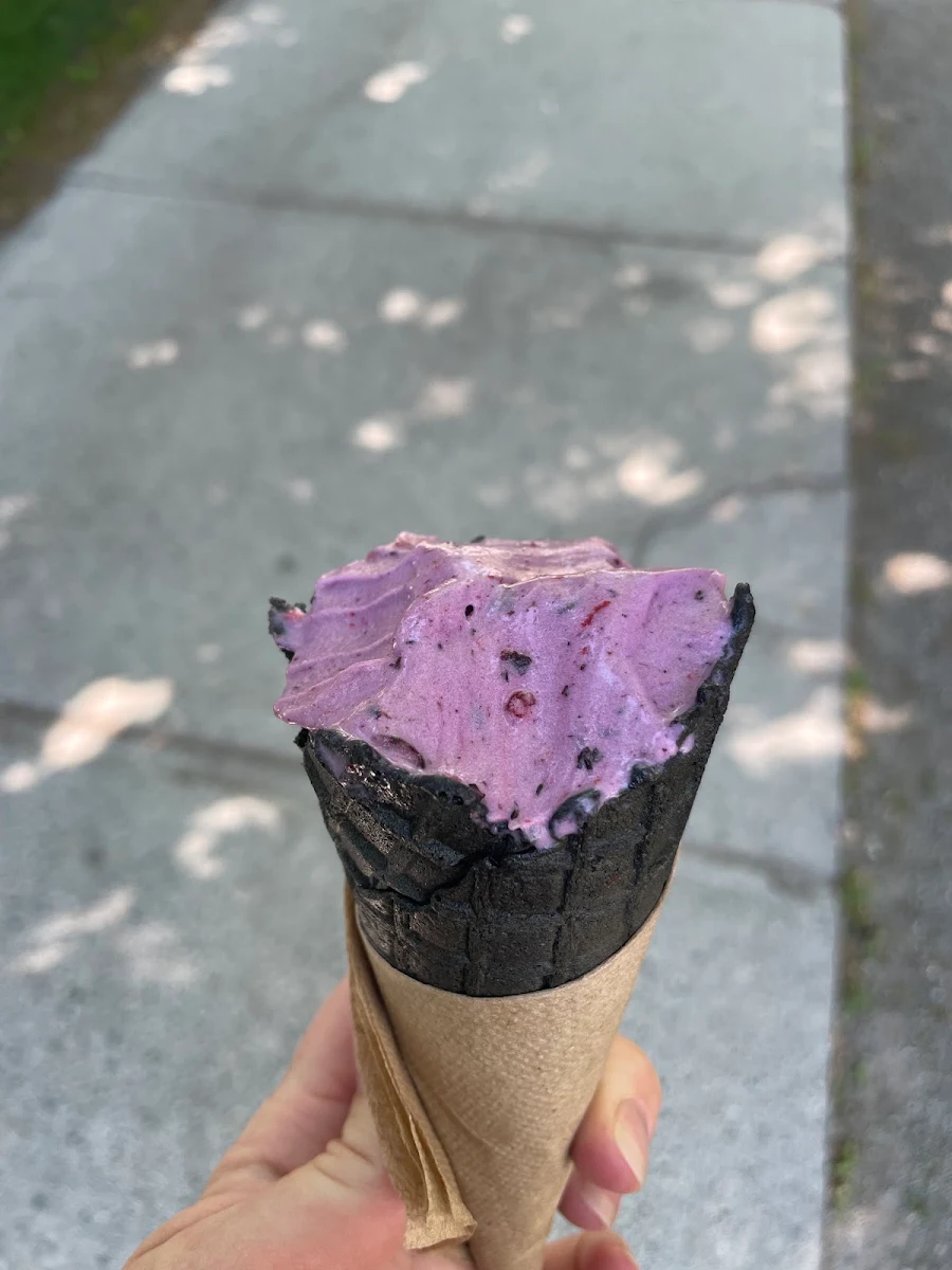 Highlights, Hundo-P Smoothies + Ice Cream