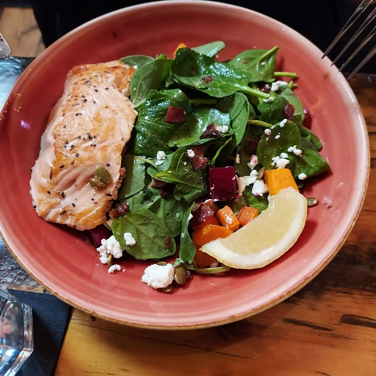 Spinach Salad with Salmon