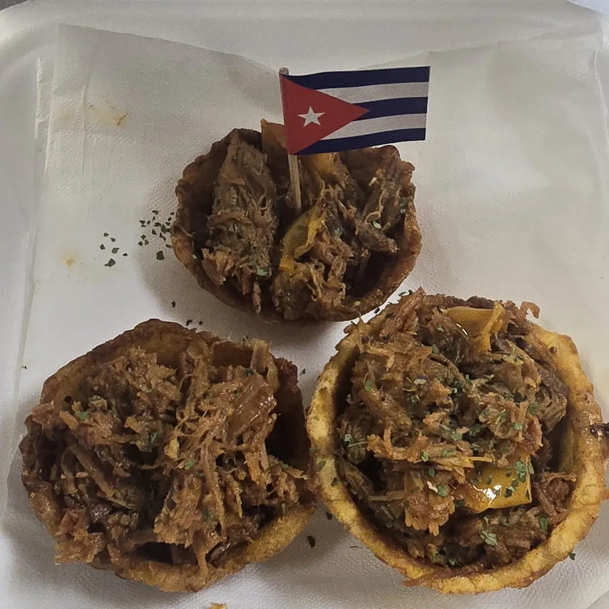 Pan con carne de cerdo asado especial / special roast pork bread