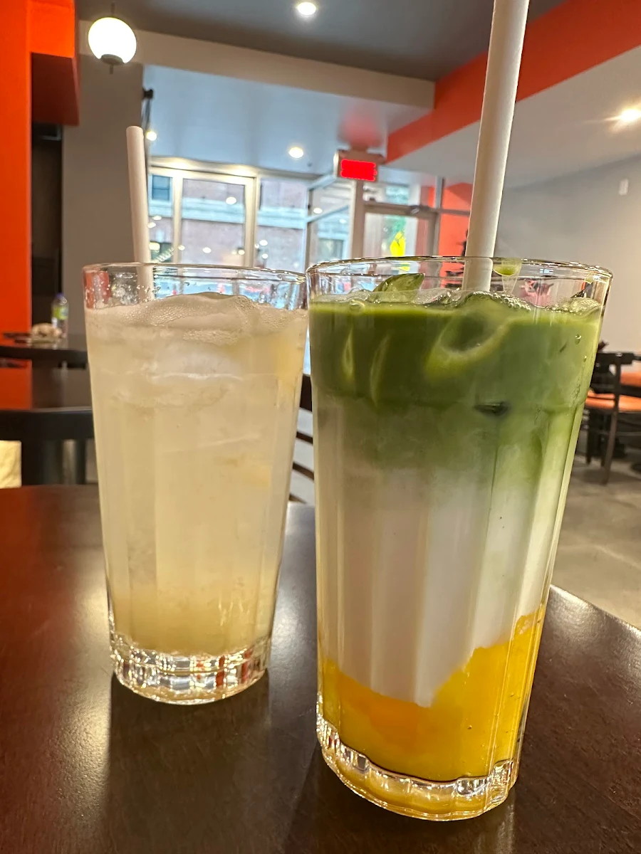 Ice Matcha Mango 16oz, Café Noya - First Udon Café in Montreal