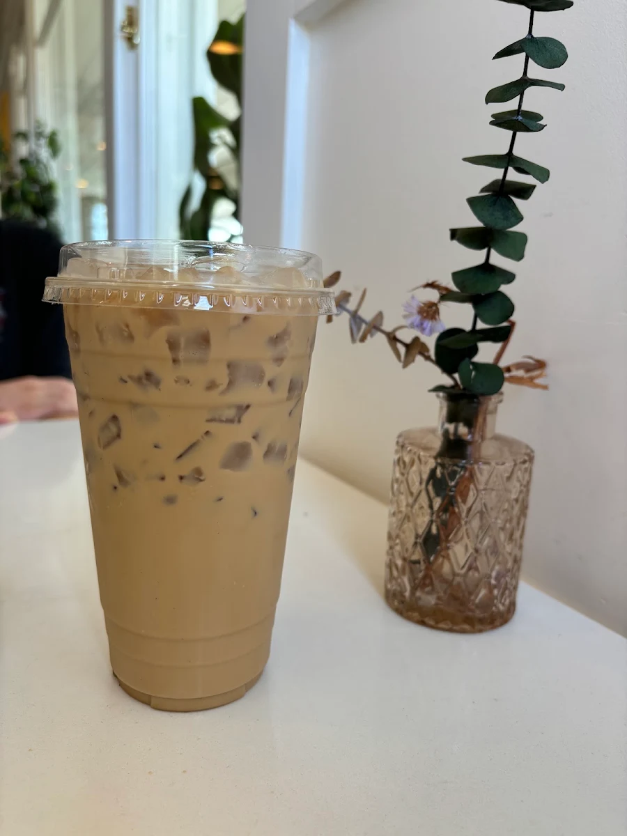 Iced Caramel Latte