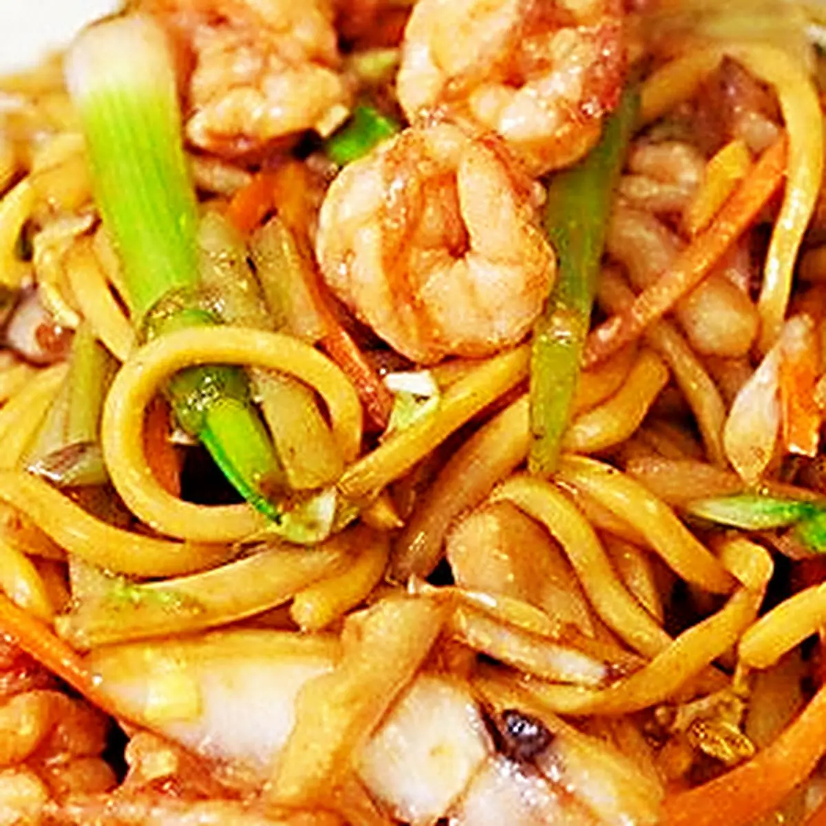 Chicken or Shrimp Lo Mein