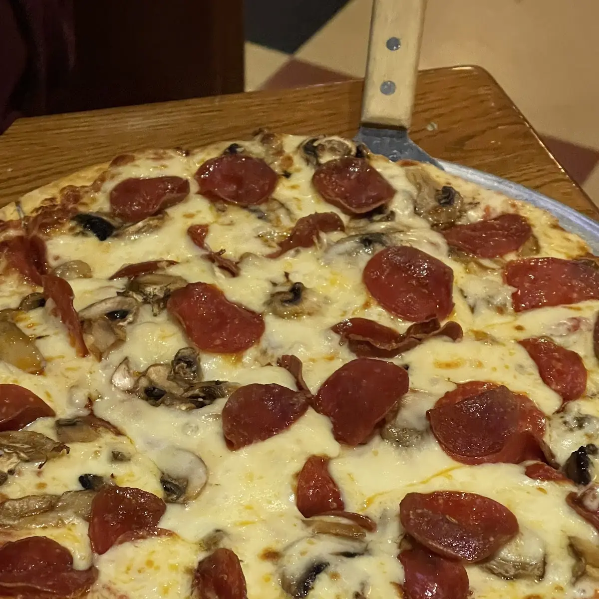 Thin Crust Pepperoni Pizza