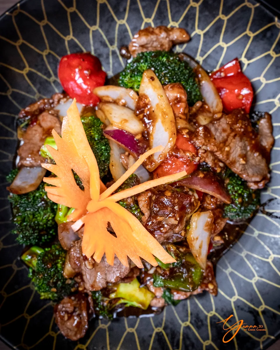 Basil Lamb, Thai Room - Cabbagetown