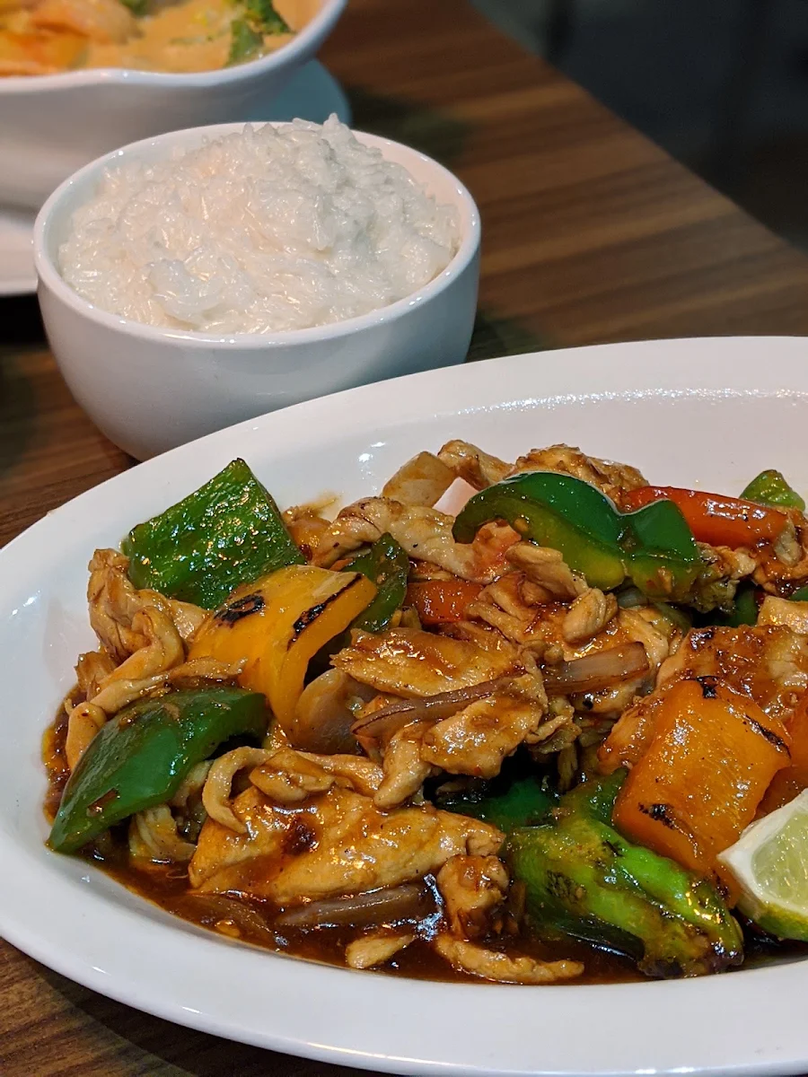 Ginger Chicken Gai Phad Khing, Thai Room - Cabbagetown