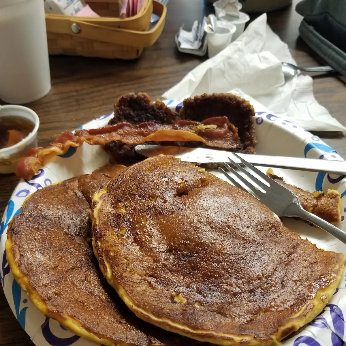Pancakes 2 Eggs