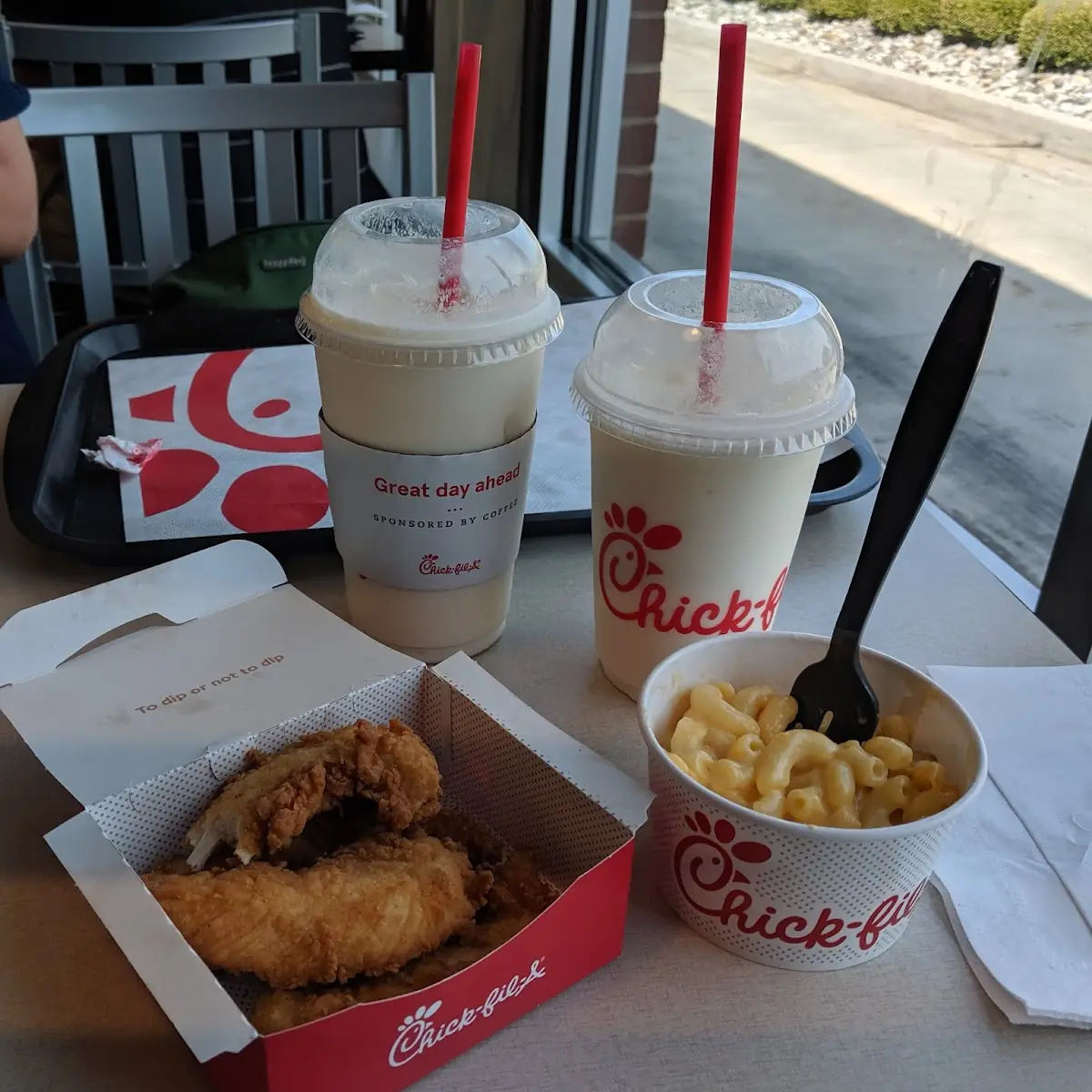 Frozen Lemonade Chicken Strips and Mac and Cheese