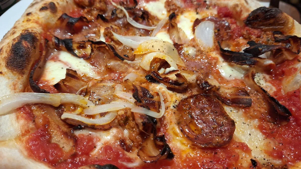 Pizza Charlevoix, Pizzéria NO.900 - Peel, Montréal