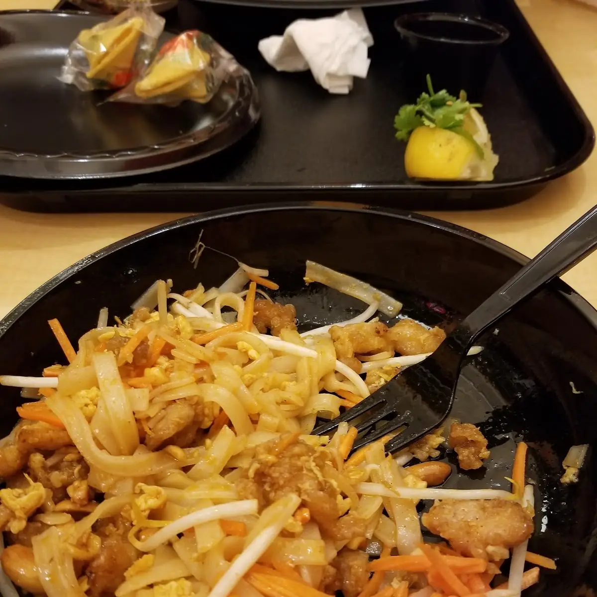 Chicken Pad Thai