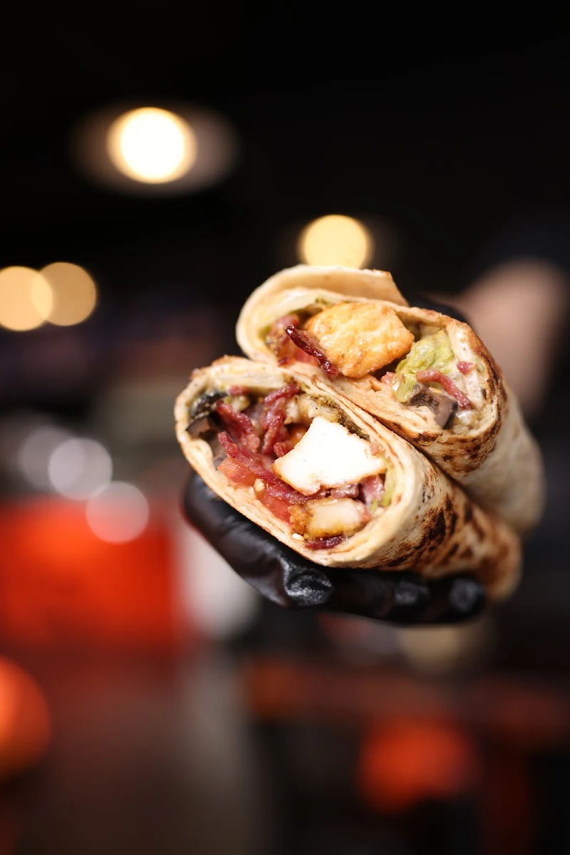 Highlights, Shelby’s Legendary Shawarma
