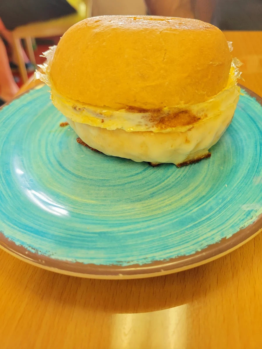 Breakfast Sandwich