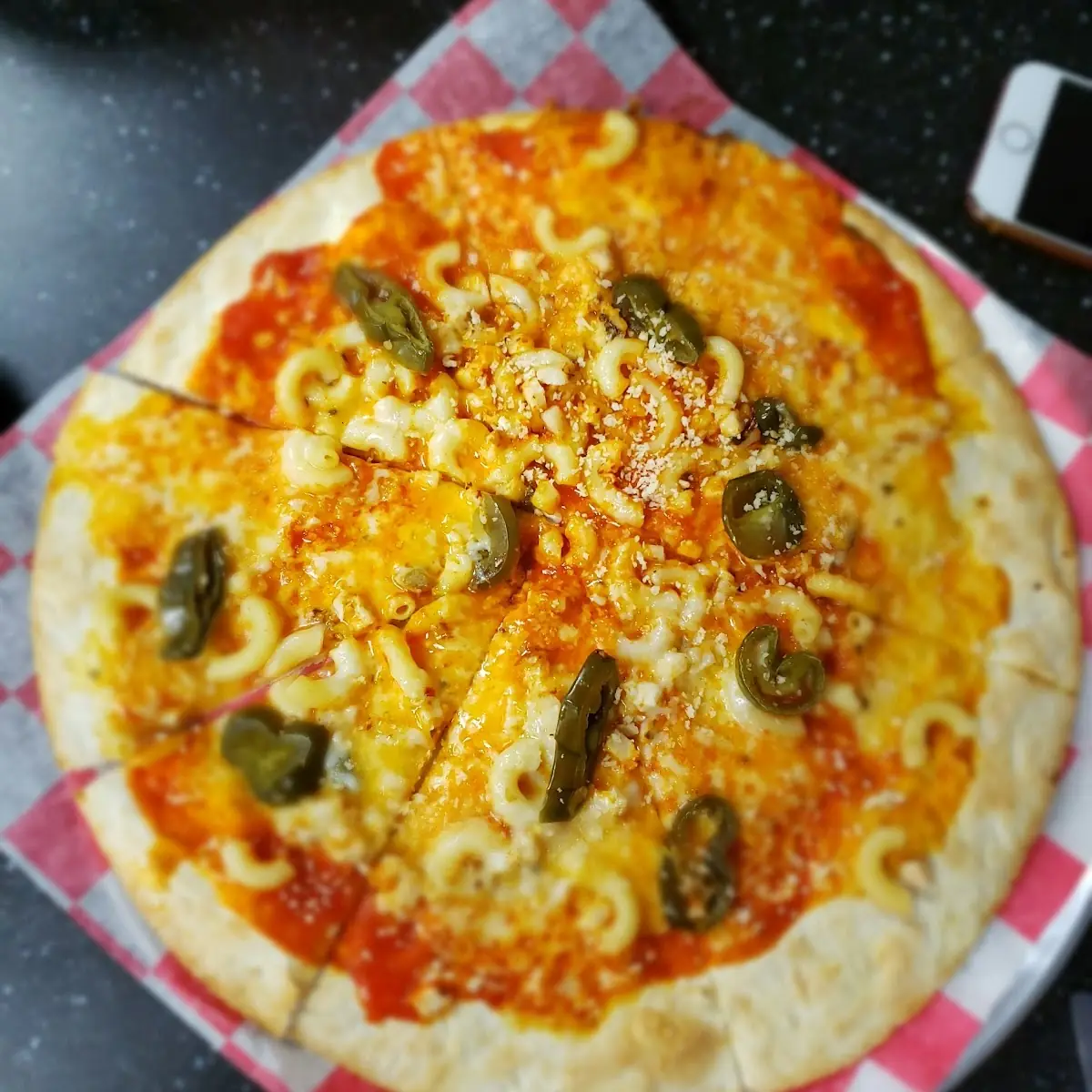 Buffalo Mac and Cheese Pizza