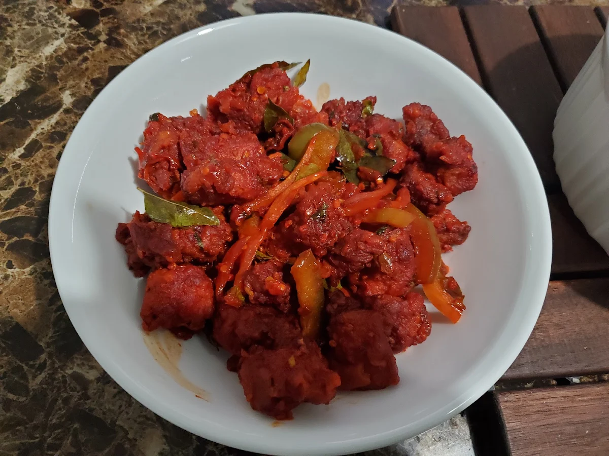 Chicken 65, Hakkalicious