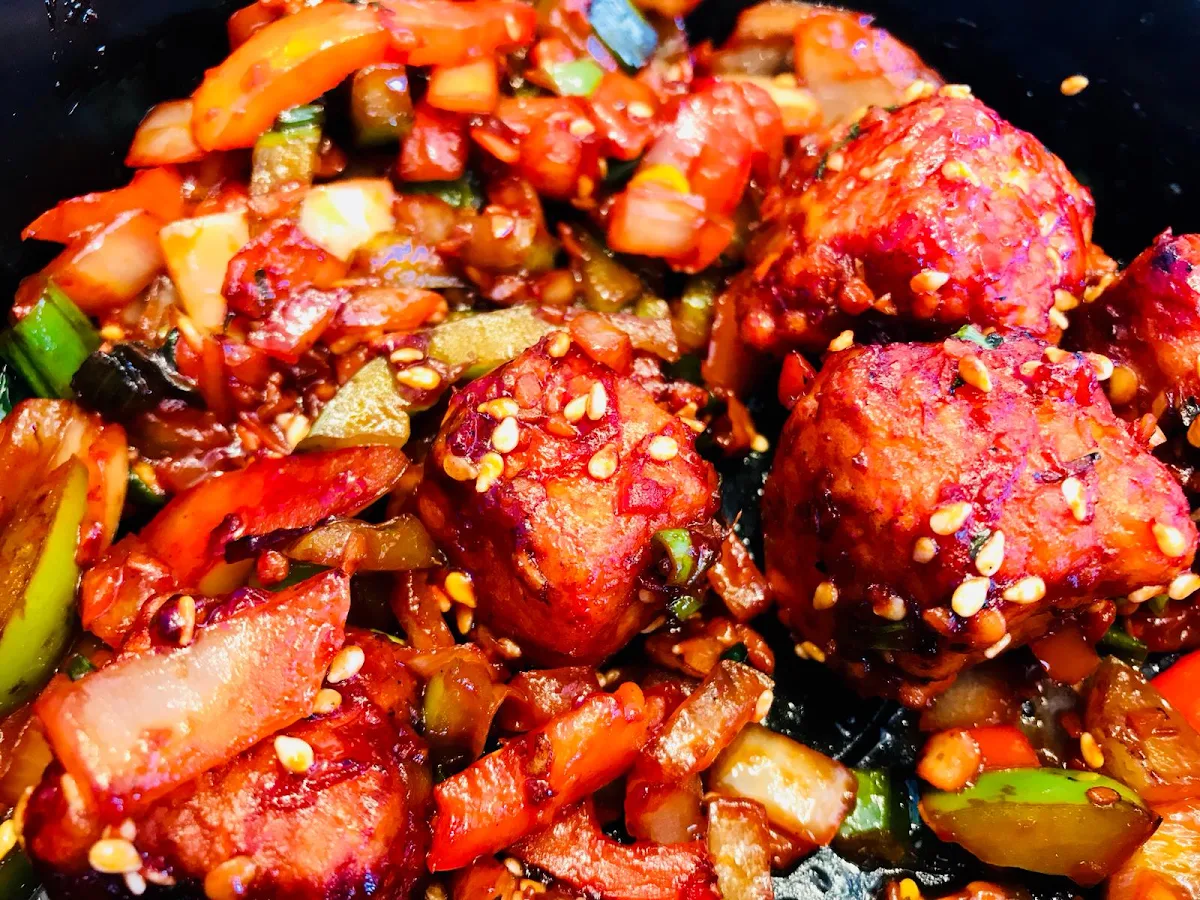 Kung Pao Chicken, Hakkalicious