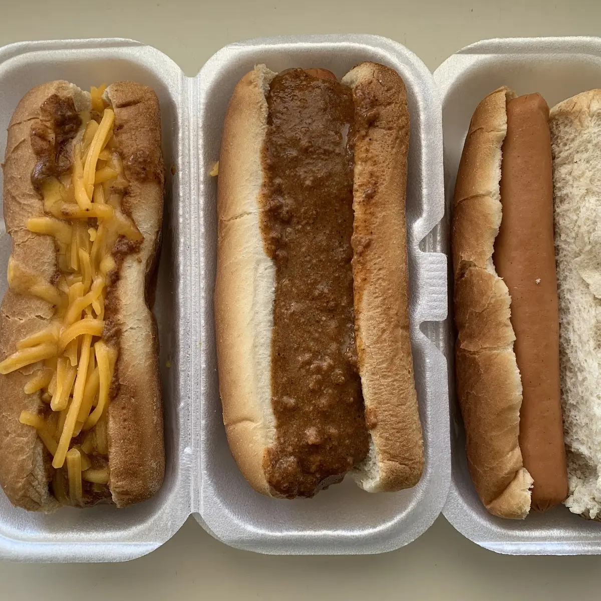 Hot Dog PO-Boy with Chili
