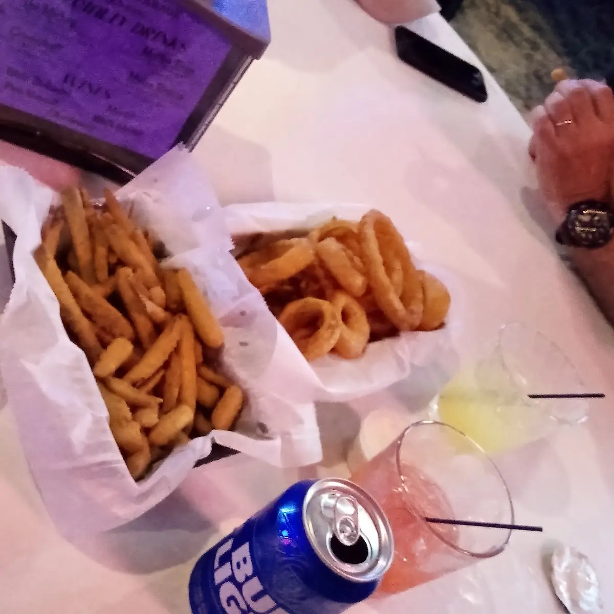 Oignons Rings and Fried Pickles