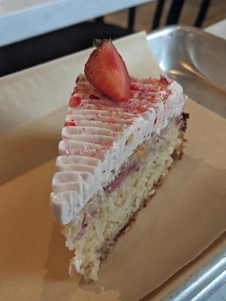 Strawberry Almond Cake Slice
