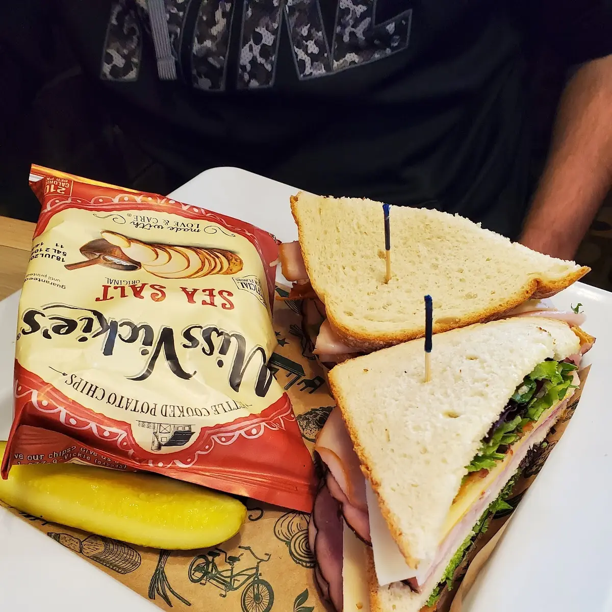 King Club Sandwich with Chips