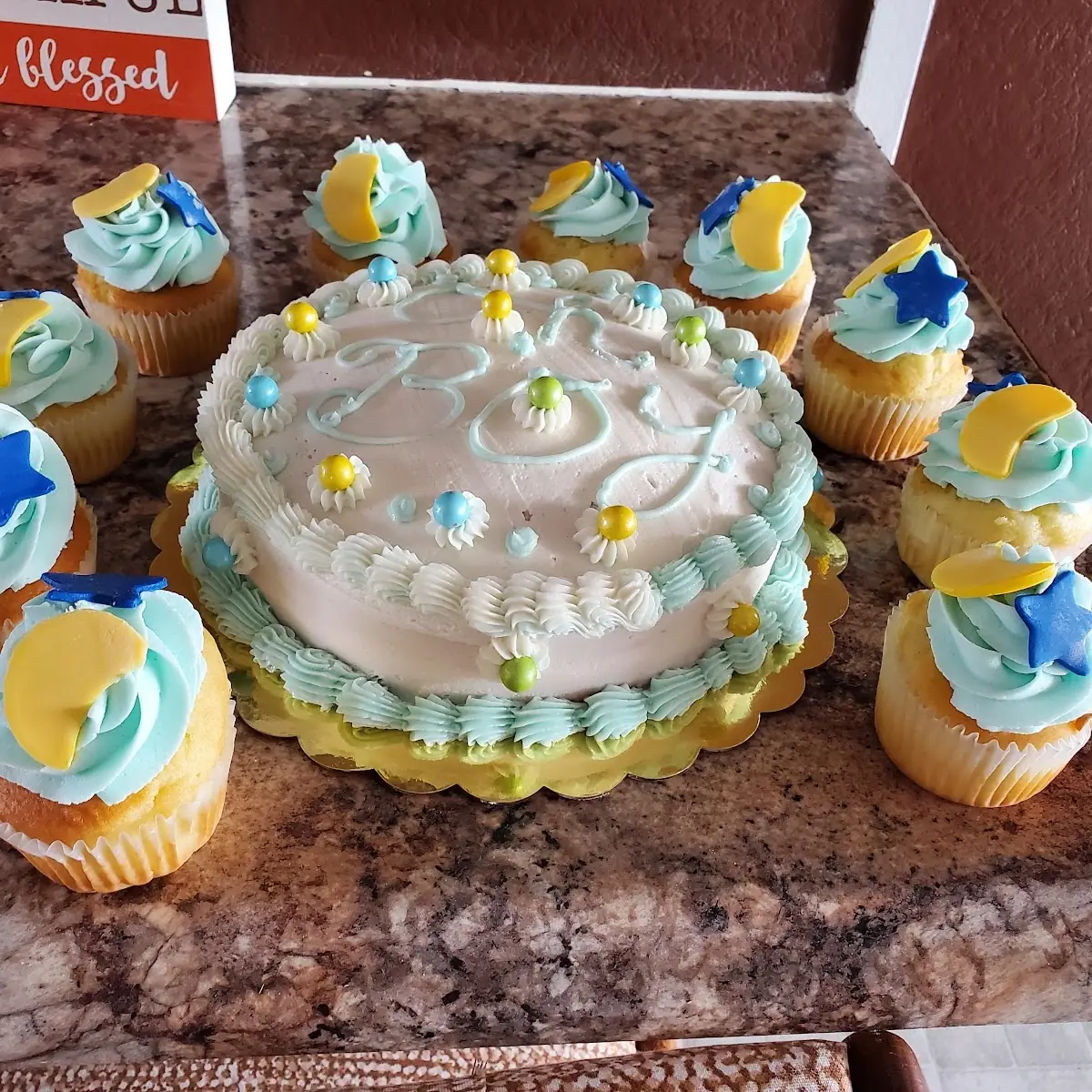Baby Shower Cake