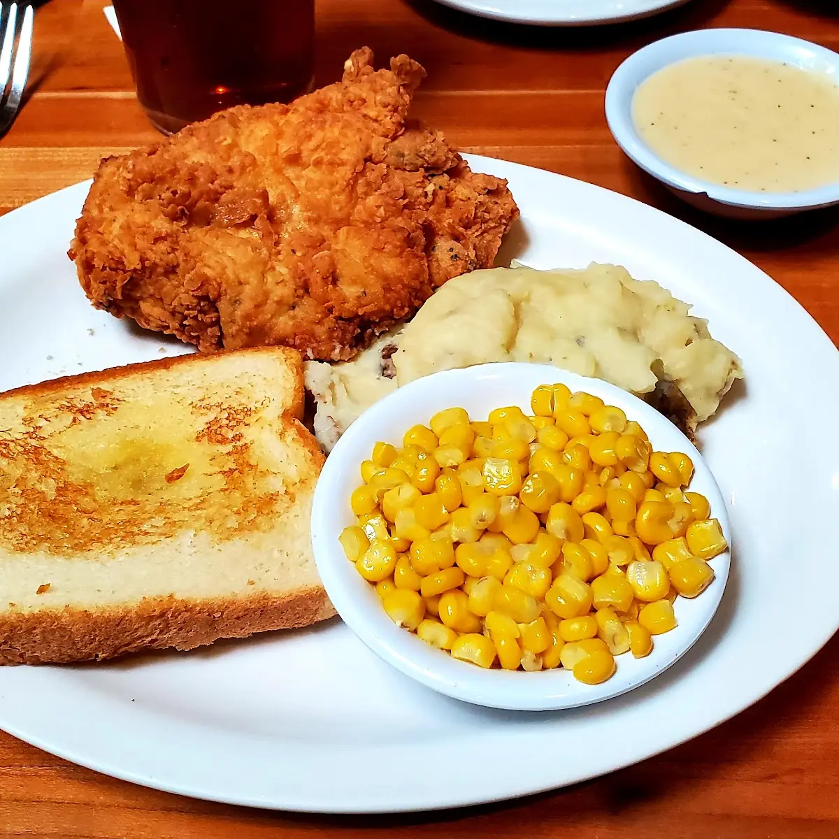 Chicken Fried Chicken w Mashed Potatoes