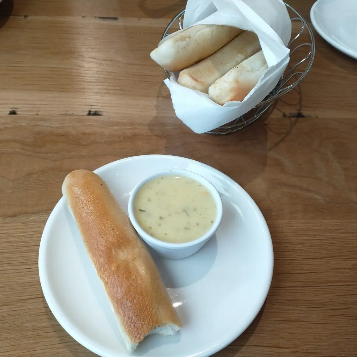 Never Ending Dipping Sauces for Breadsticks