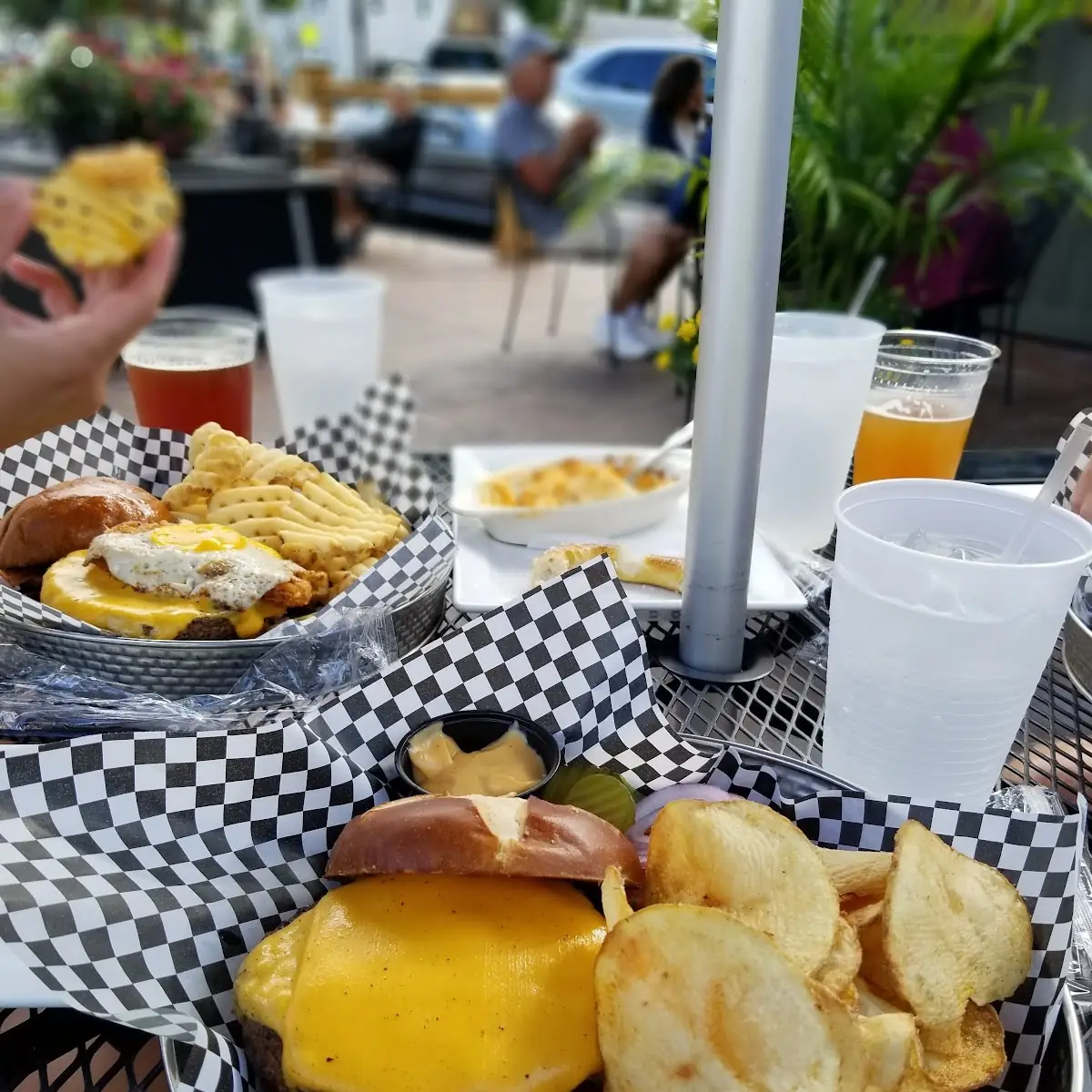 Pretzel Burger