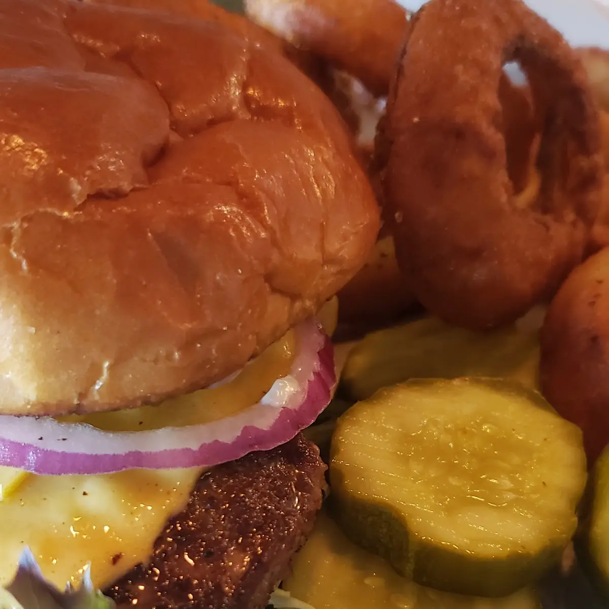 Boss Burger w Onion Rings