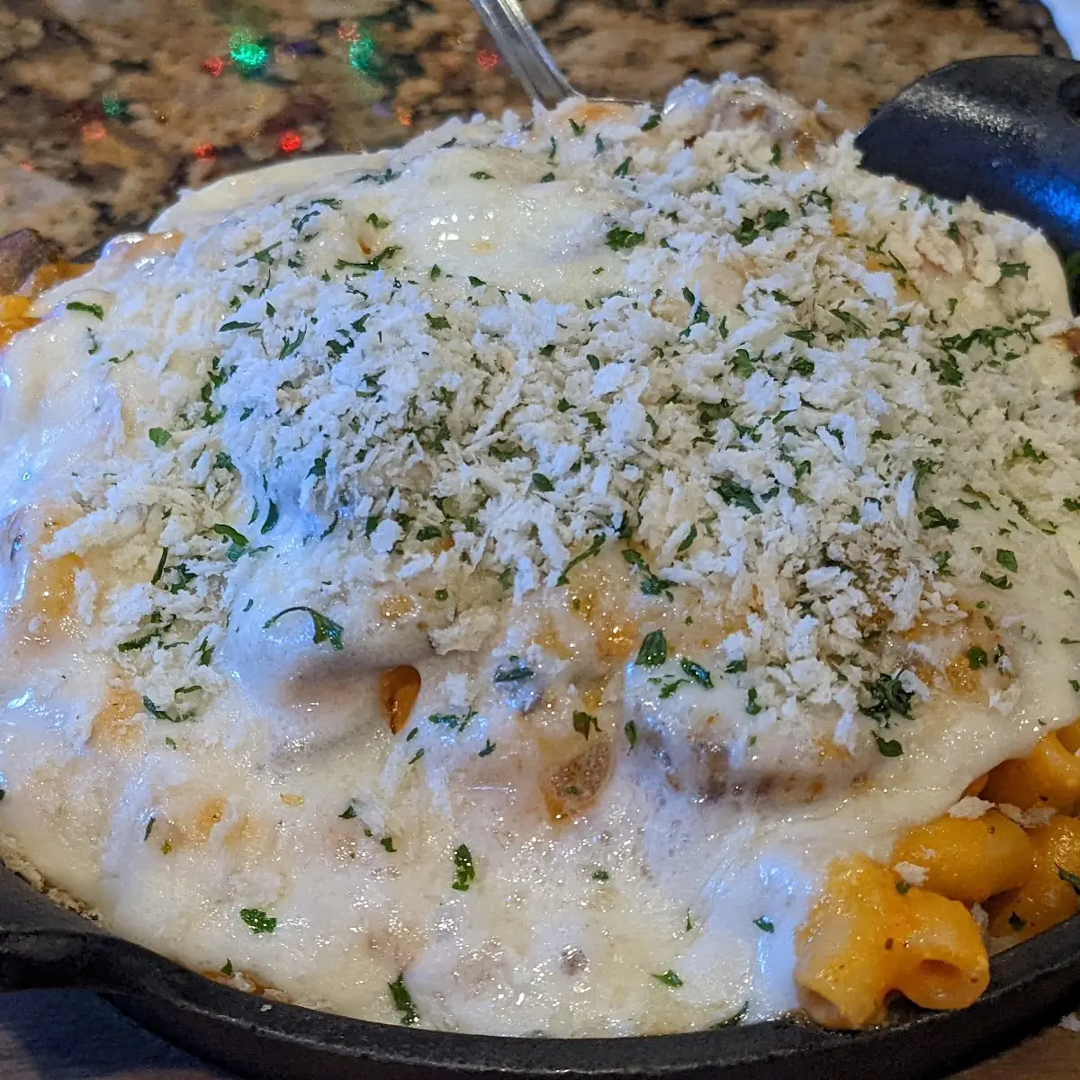 Bangers Mac & Cheese