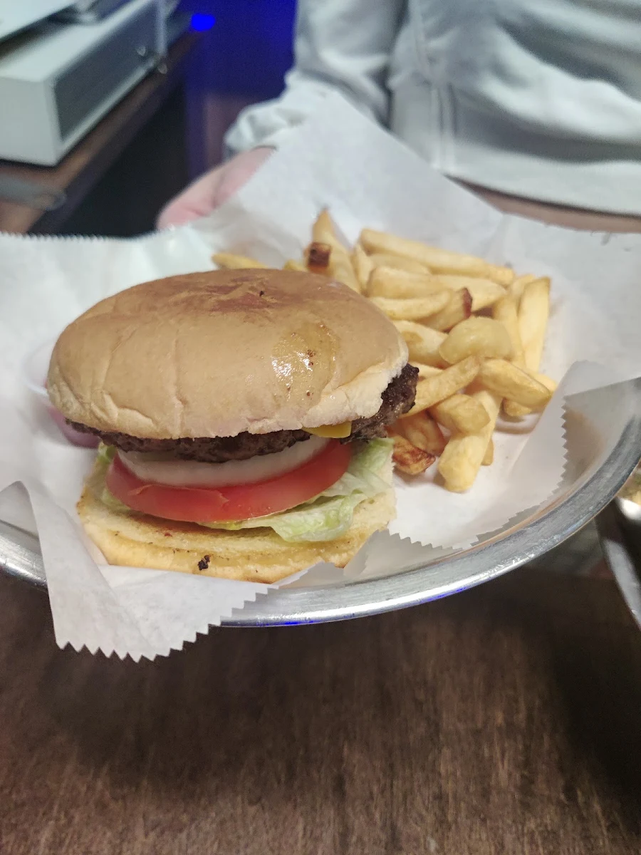 Classic Cheeseburger