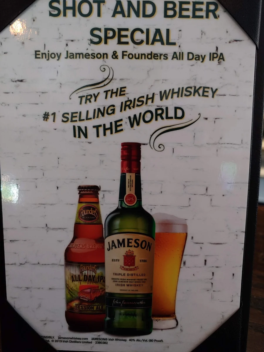 Happy Hour & Daily Specials