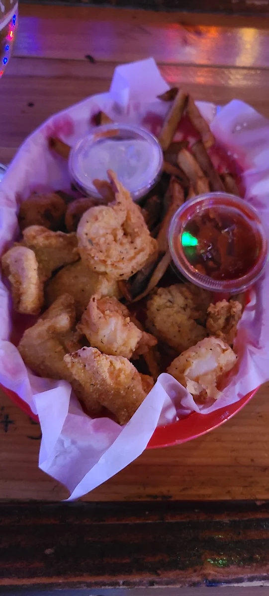 Camarones Y Cat Fish and Chips