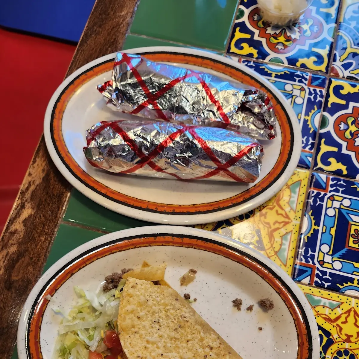 Crispy Taco 2 Burritos