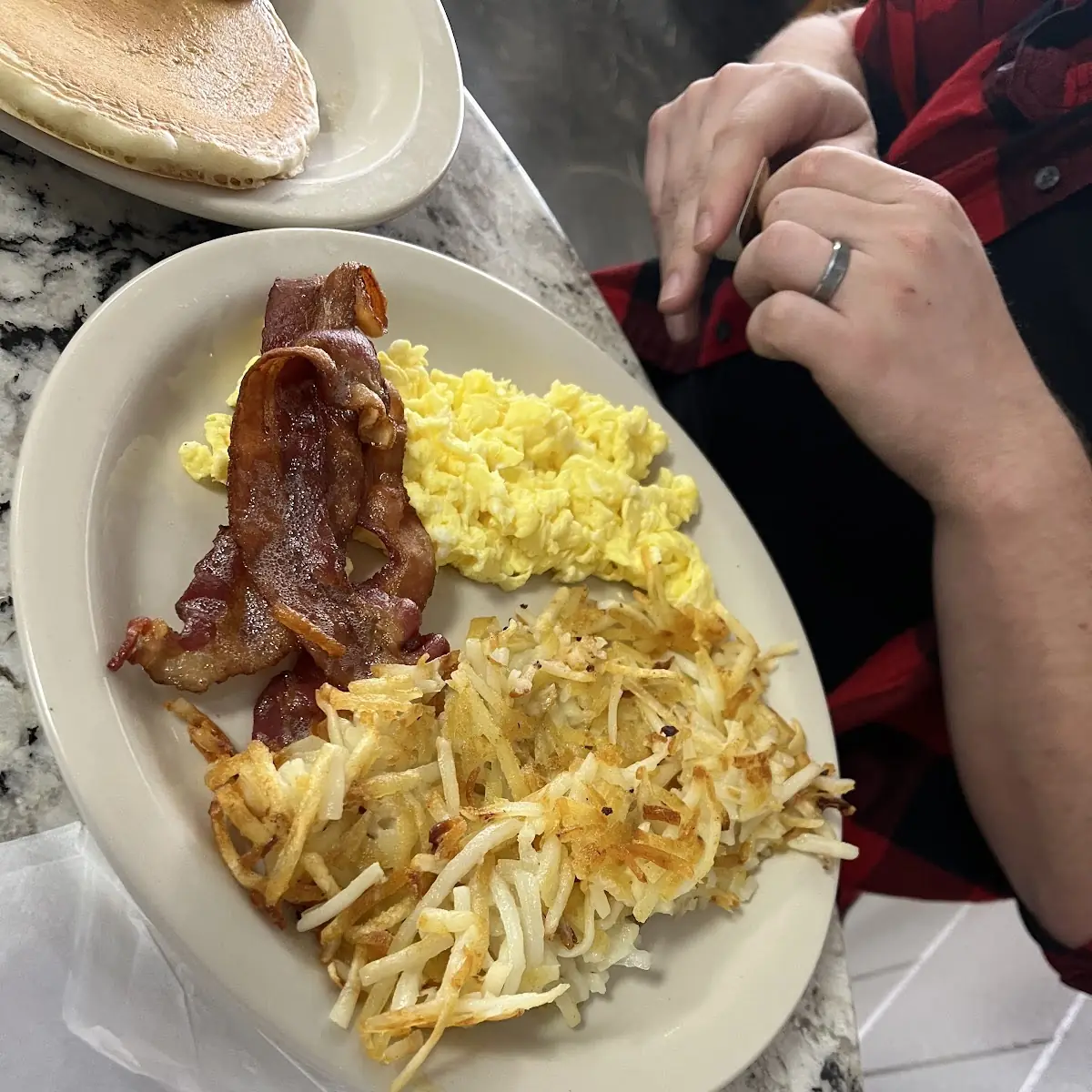 Scrambled Eggs with Bacon and Hash Browns