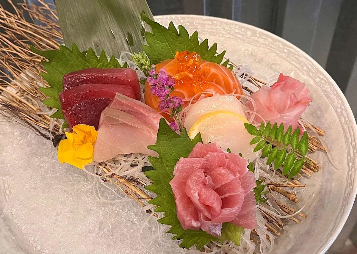 Uni Sashimi