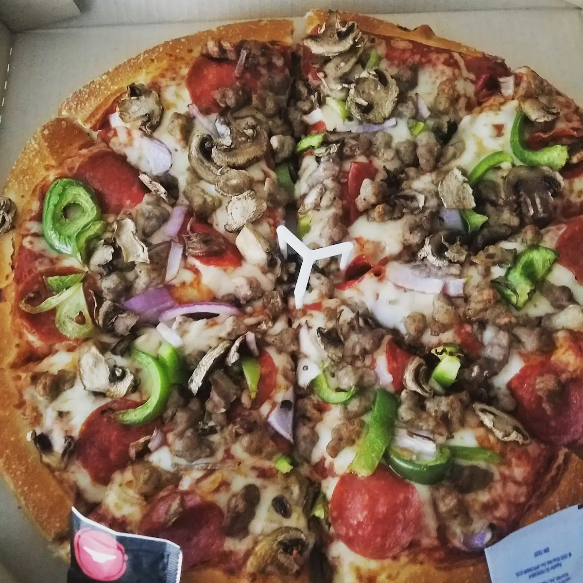 Pizza Hut Supreme Pizza