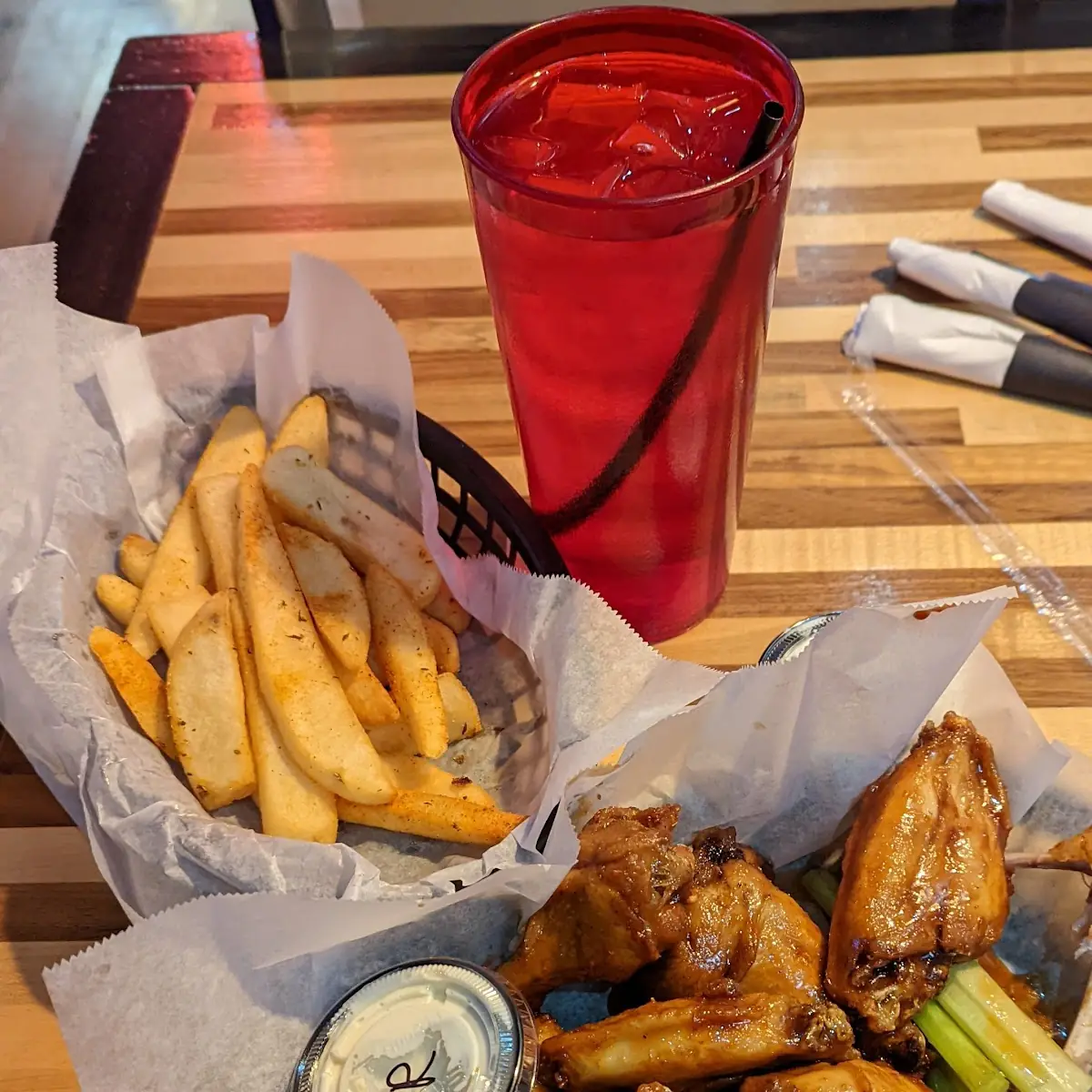 Jumbo Split Wings
