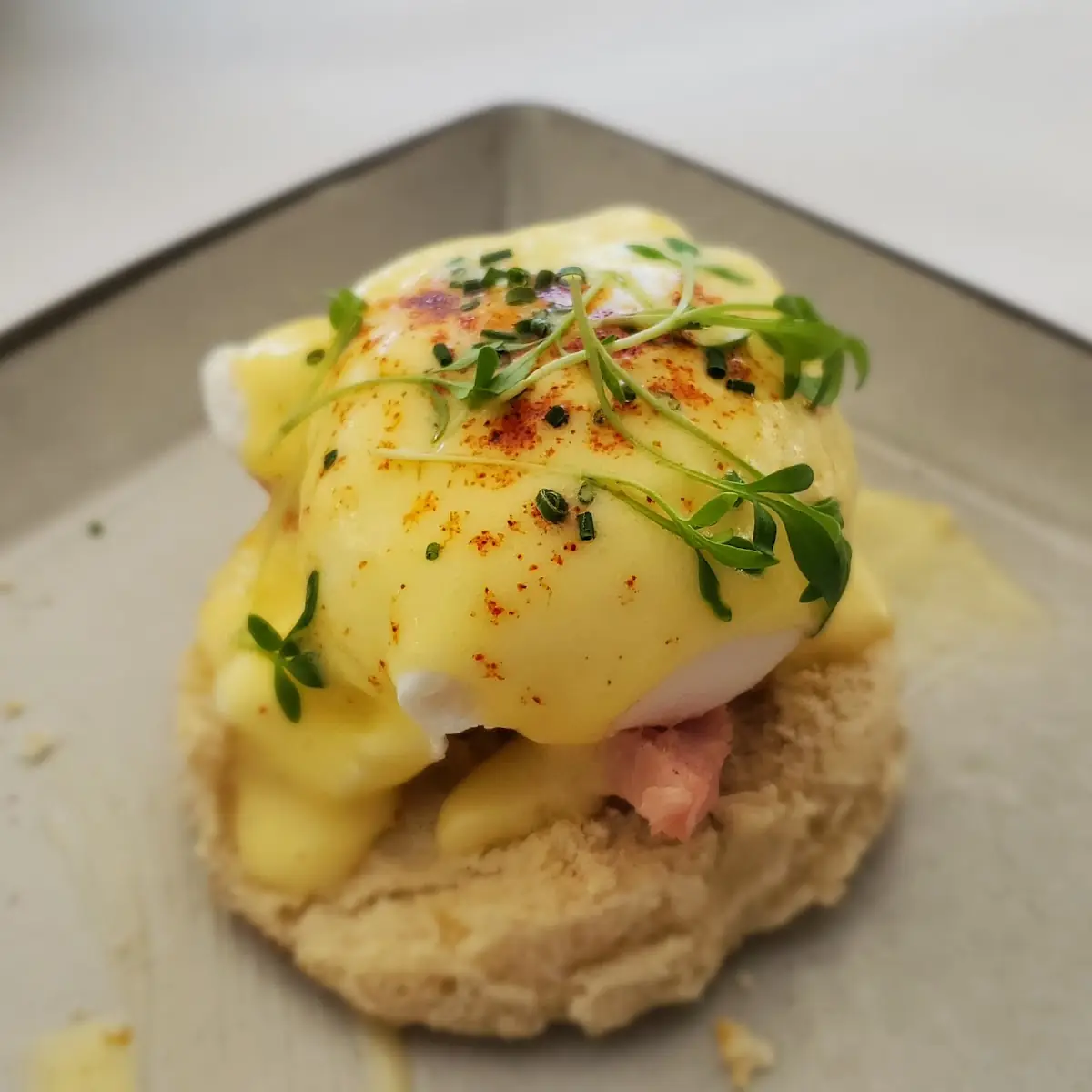 Eggs Benedict
