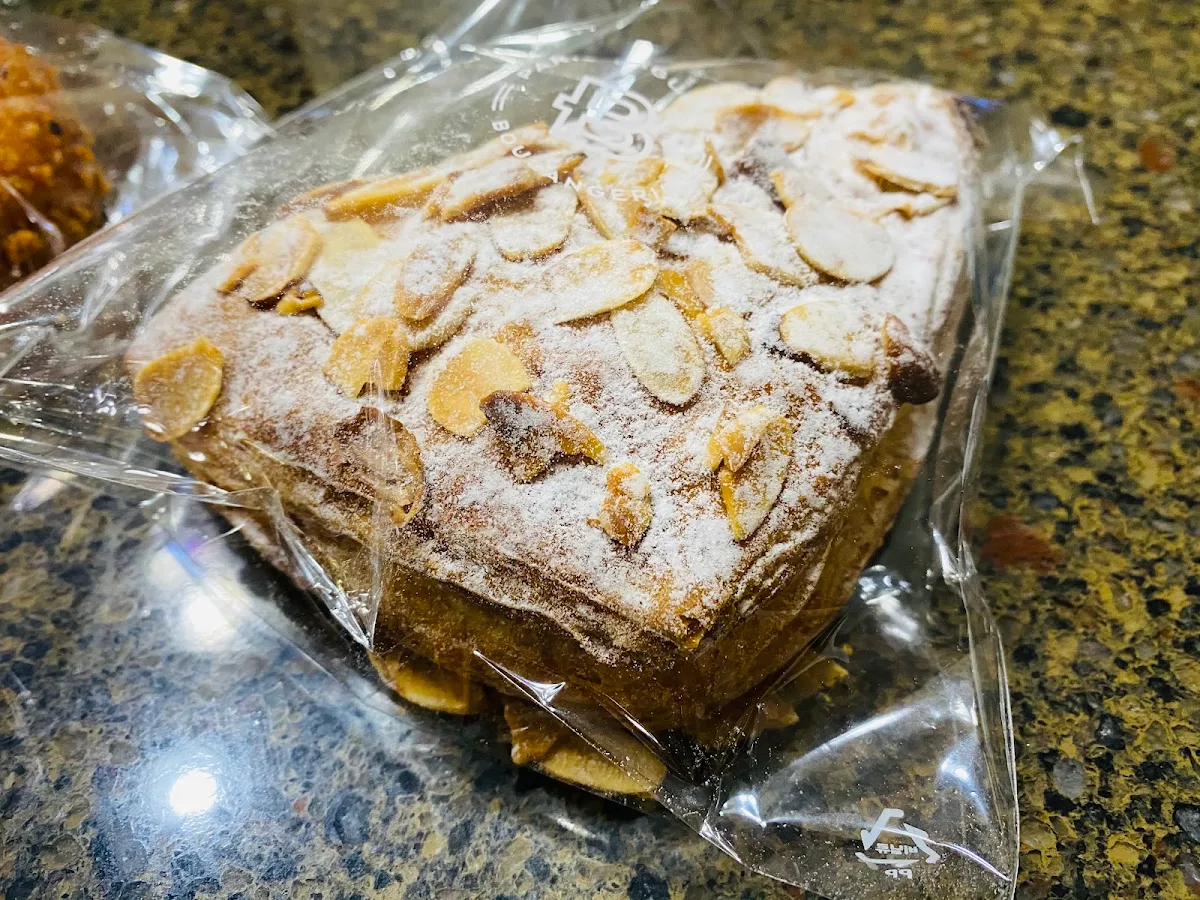 Almond Pastry