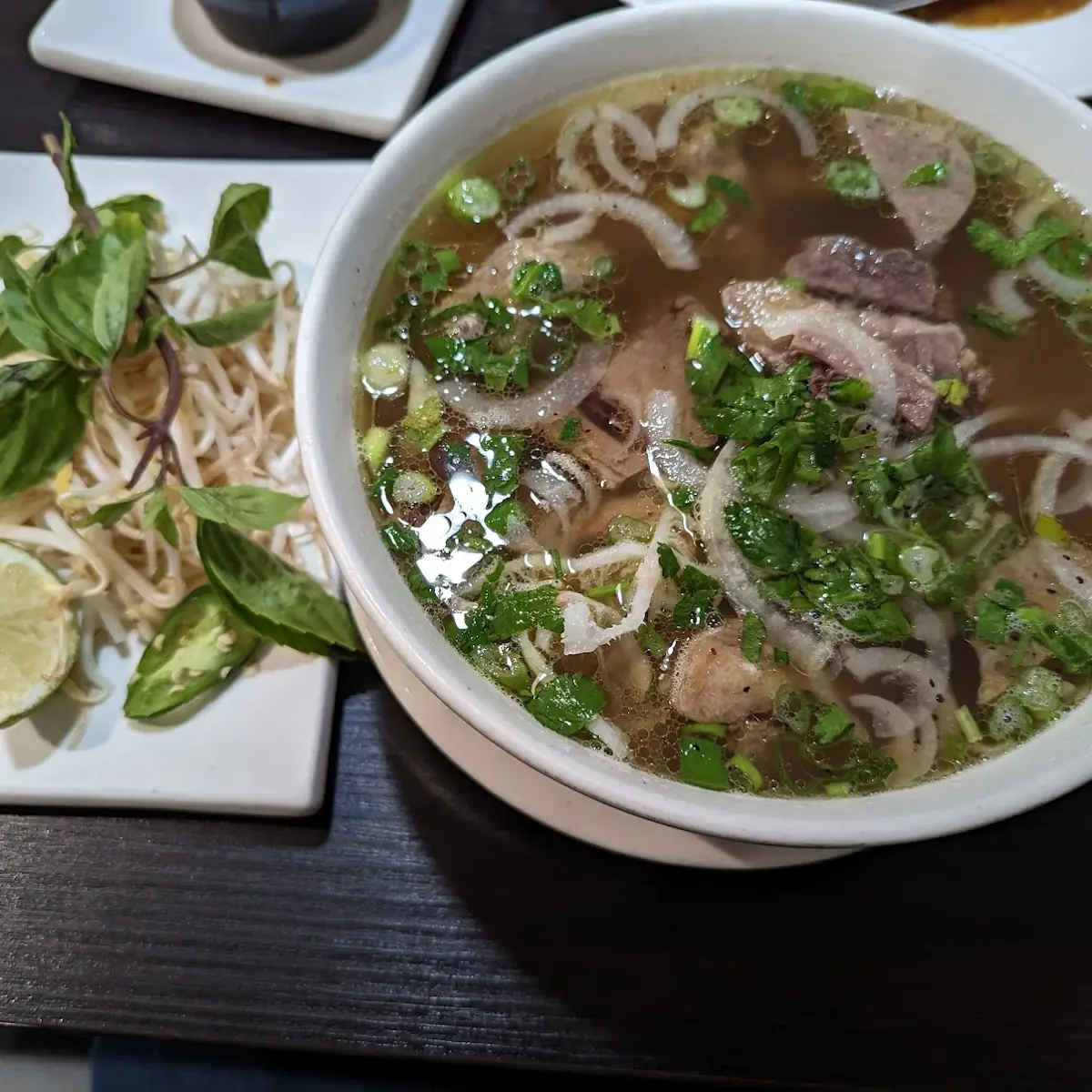 Beef Lo Mein / 牛肉撈麵