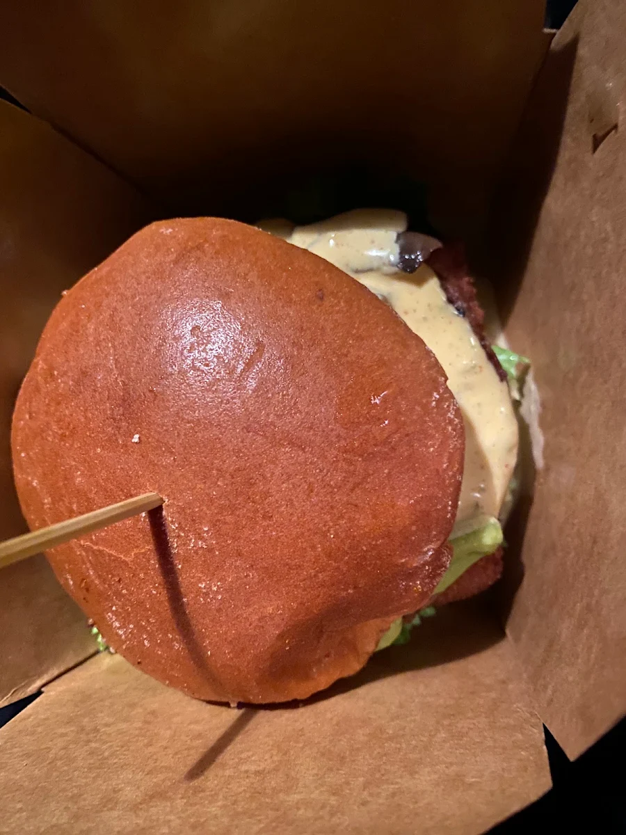 Beyond Meat Burger, The Burger Bros (CENTRAL PARKWAY)