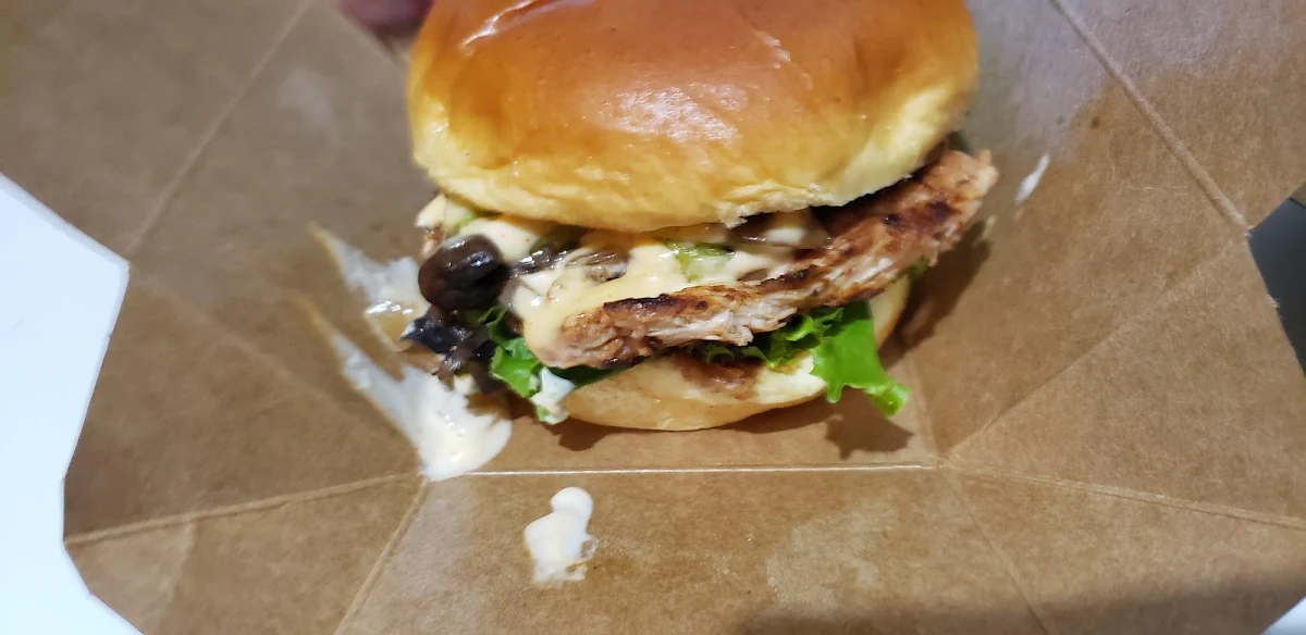 Step Bro Burger Chicken & Beef, The Burger Bros (CENTRAL PARKWAY)