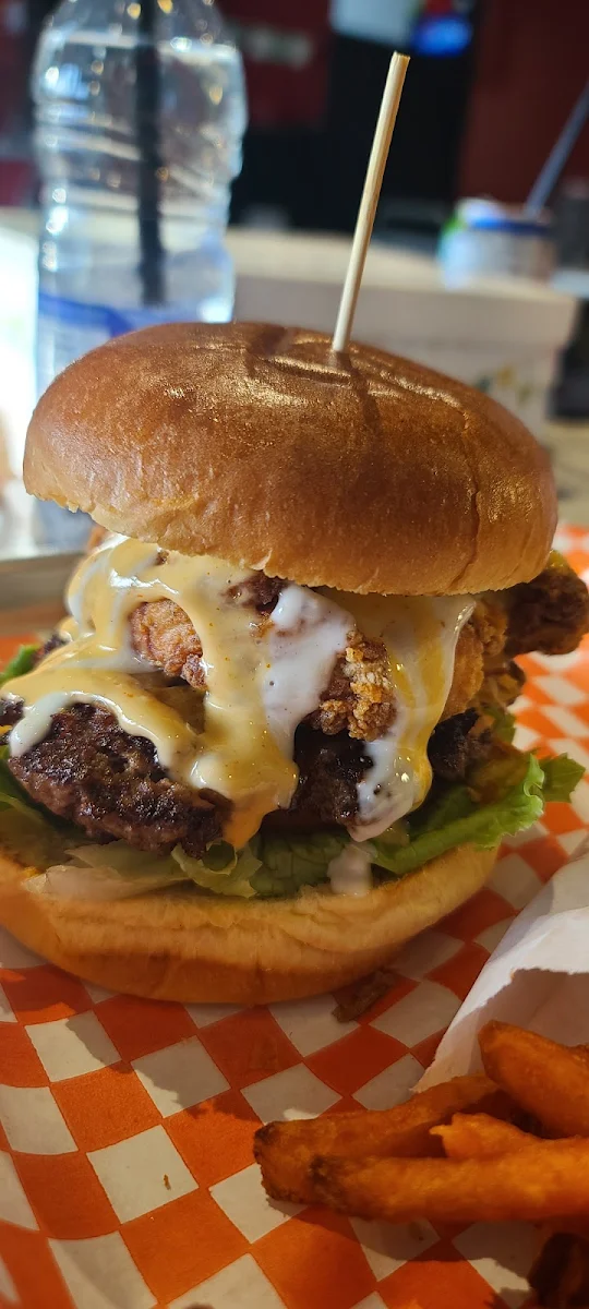 Step Brother Burger Combo, The Burger Bros (CENTRAL PARKWAY)