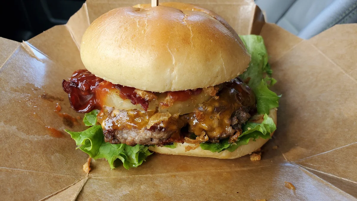 The Classic Burger, The Burger Bros (CENTRAL PARKWAY)