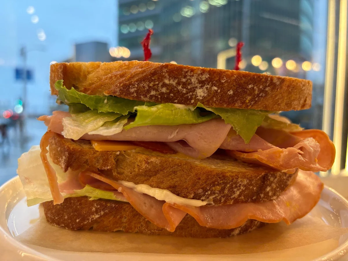Highlights, Awesome Bagel & Café
